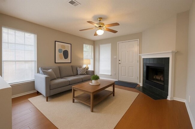 Building Photo - 7209 Aldea Dr