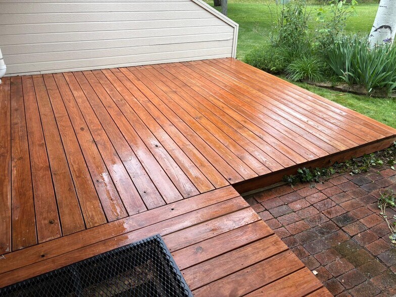 New Deck Off Living Room Sliders - 4639 Burgundy Ln