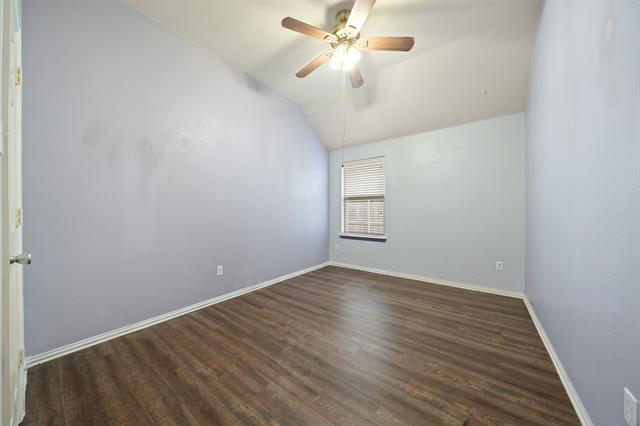 Building Photo - 588 Louder Way