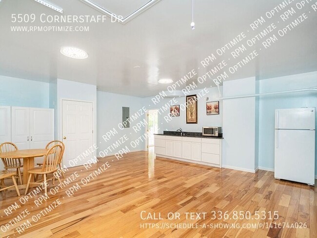 Building Photo - 5509 Cornerstaff Dr