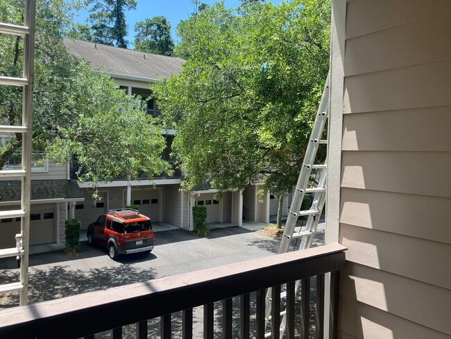 Building Photo - 2 Bedroom / 2.5 Bathroom @ Brighton Bay