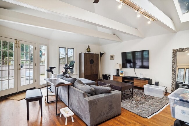 Building Photo - 5215 Brookeway Dr