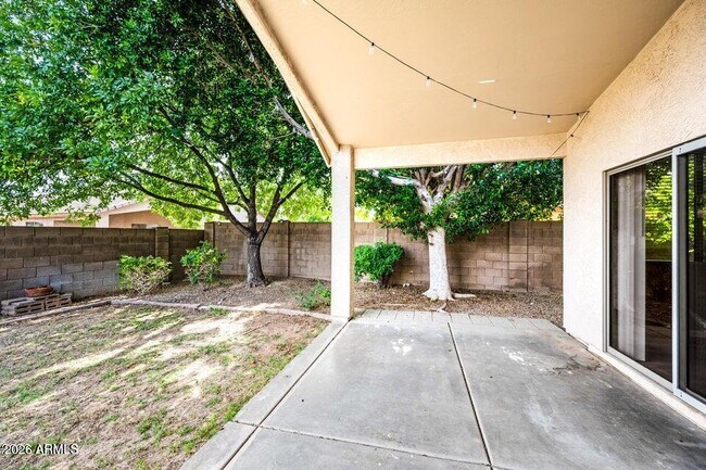 Building Photo - 9231 W Salter Dr