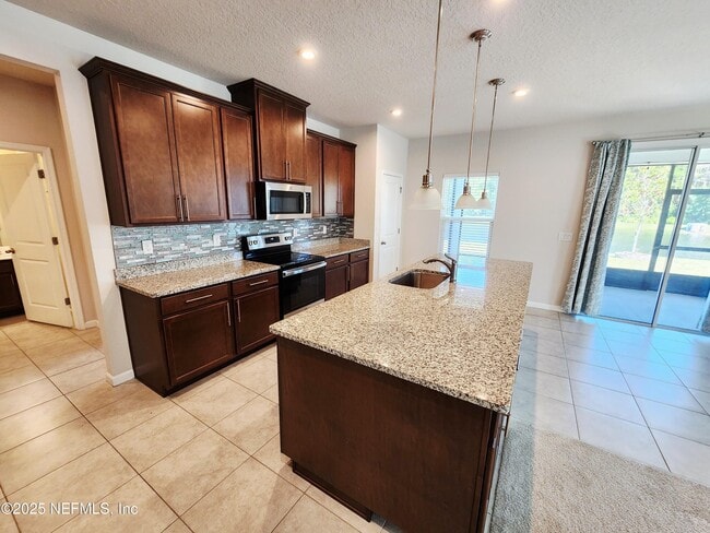 Building Photo - 11303 Streamsong Dr