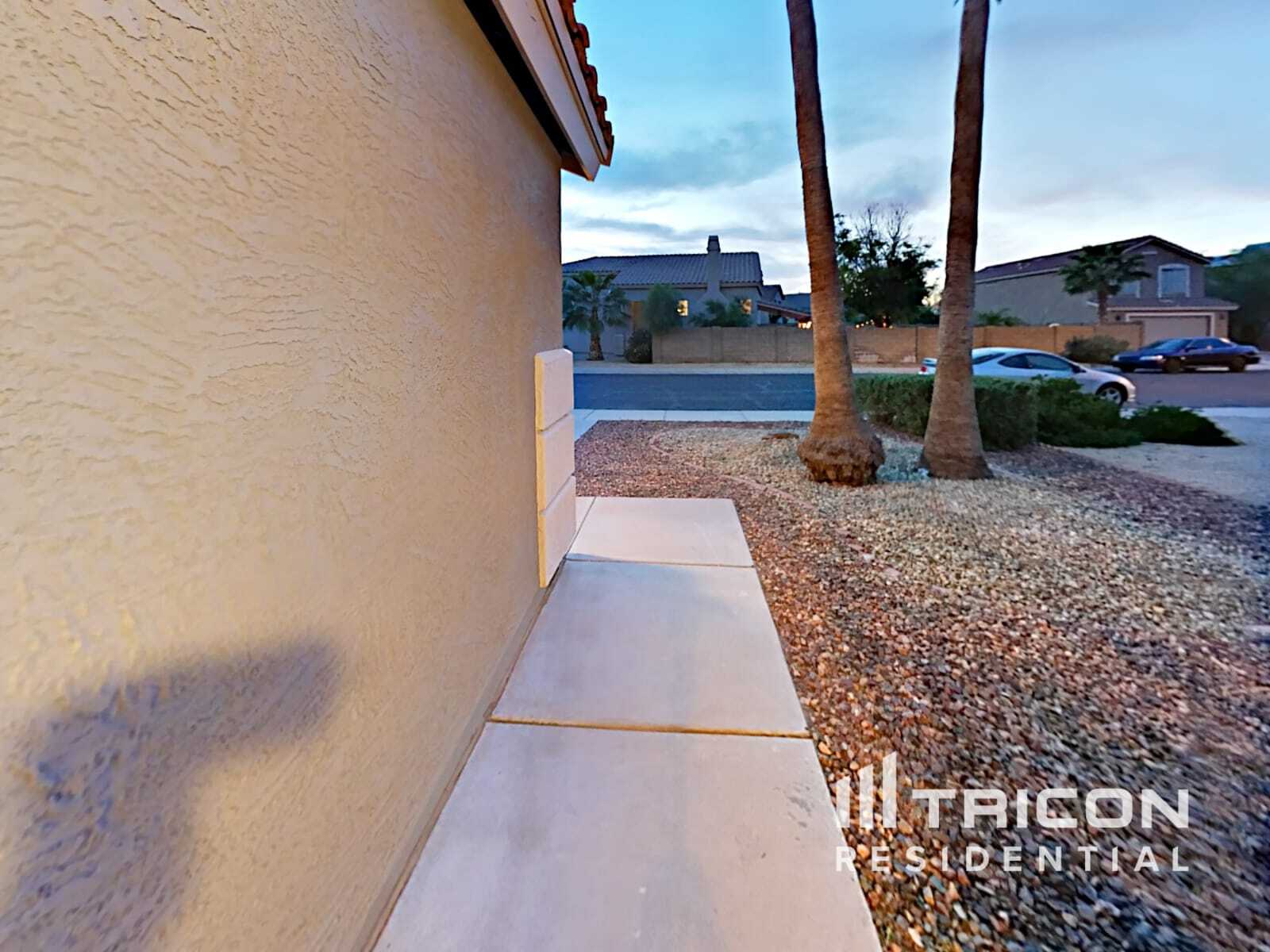 Building Photo - 18307 N 147th Dr