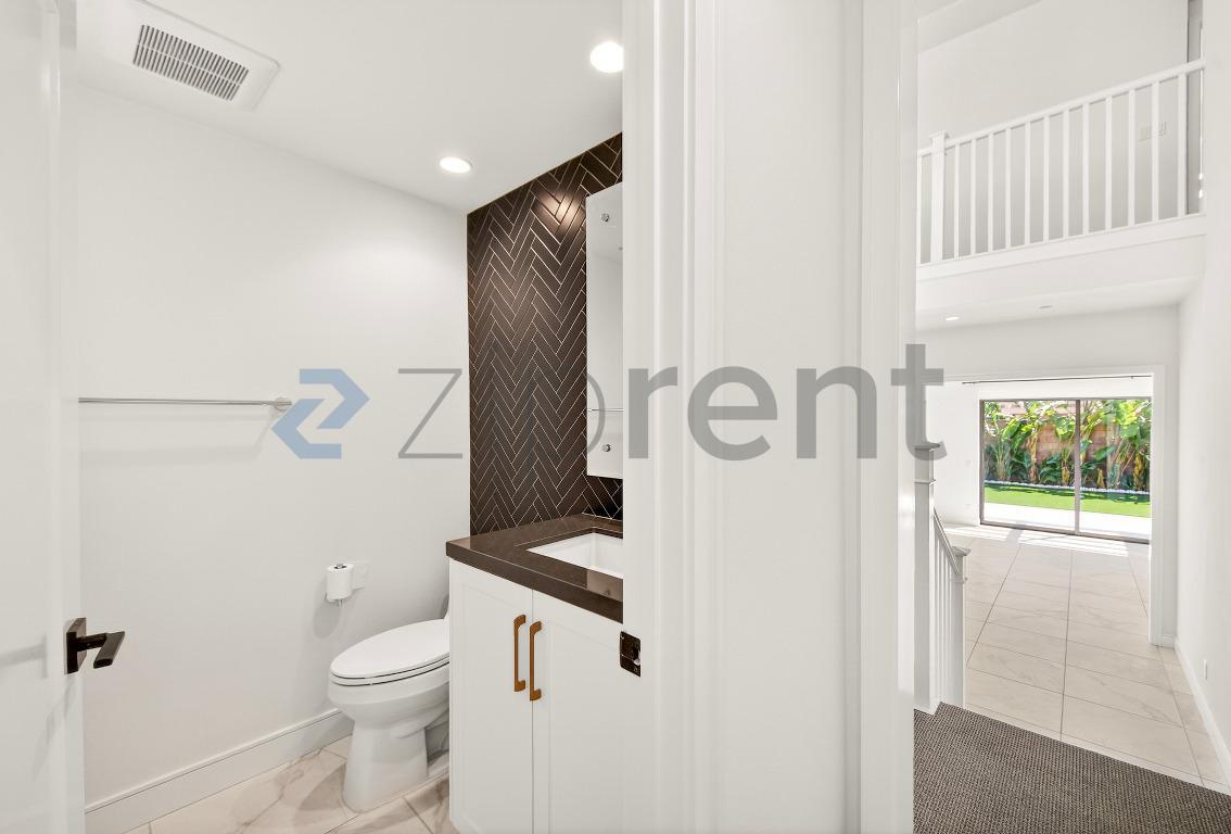 Building Photo - 123 Spotted Quail