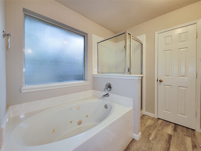 Building Photo - 22 Quince Tree Pl