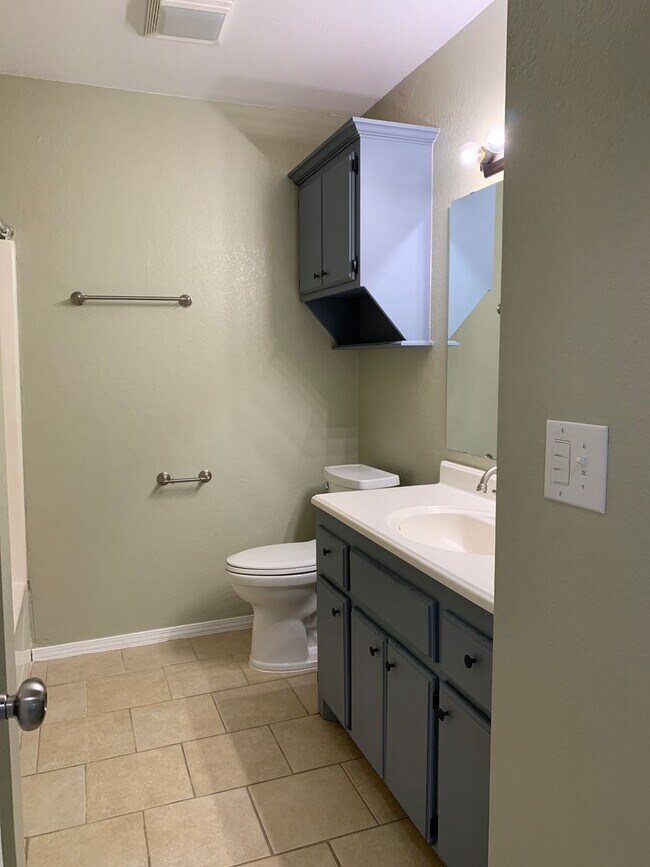 Building Photo - Welcome Home!