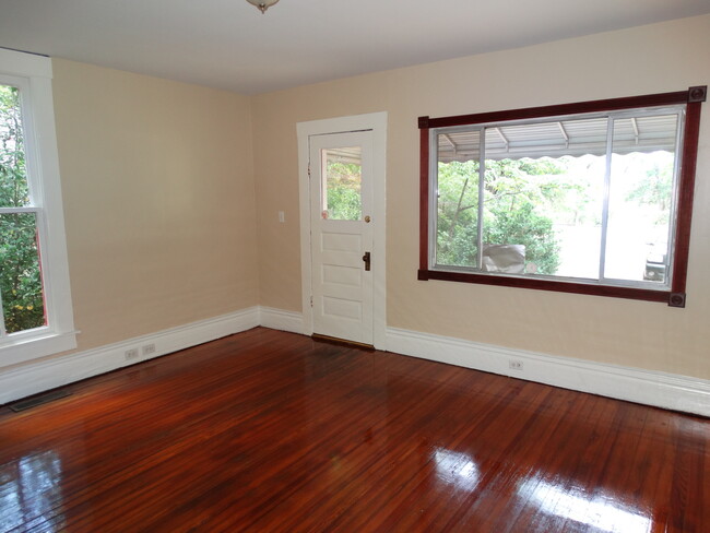Building Photo - Welcome Home!