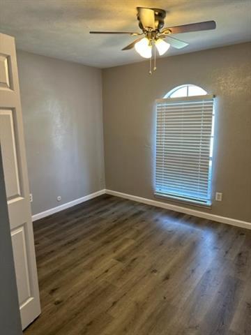 Building Photo - 5204 Hendrix Dr