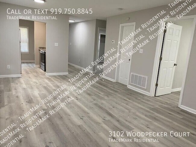Building Photo - 3102 Woodpecker Ct