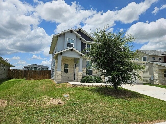 Building Photo - 210 Four Star Dr