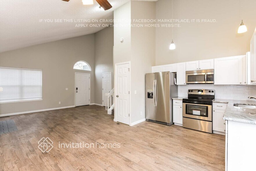 Building Photo - 4262 E 133rd Pl