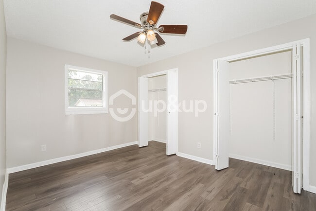 Building Photo - Fantastic 3bd/1.5ba home! Let yourself in!