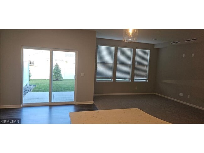 Building Photo - 11277 Crestbury Dr