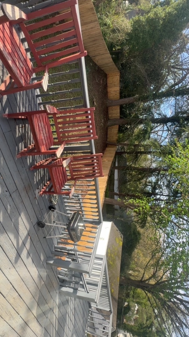 Building Photo - 447 Avondale Dr