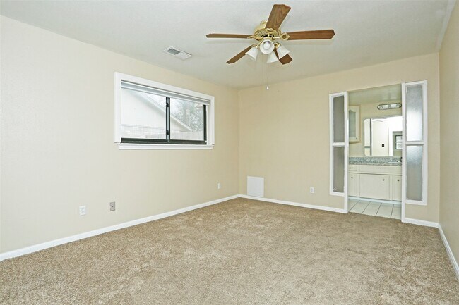 Building Photo - 2410 Chanay Ln