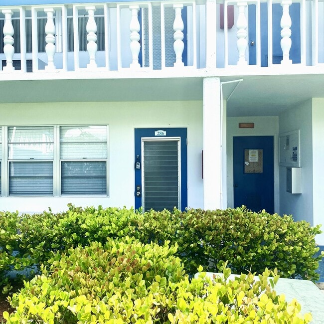 Building Photo - 286 Tilford N