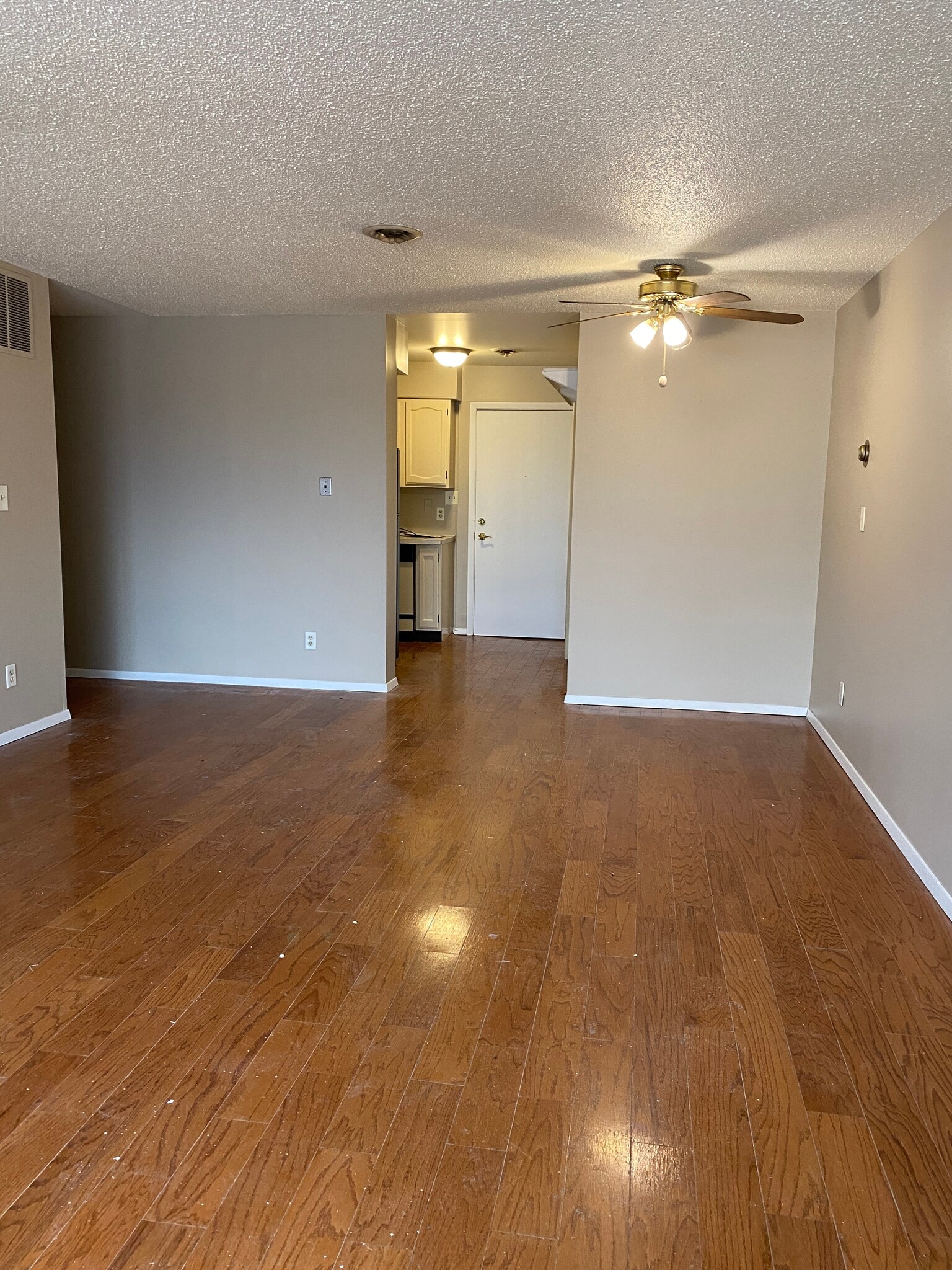 Building Photo - 3504 11th Ave N