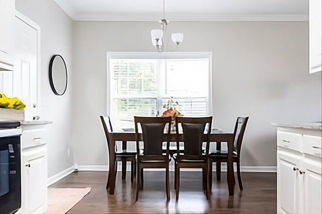 Building Photo - 615 Allen St