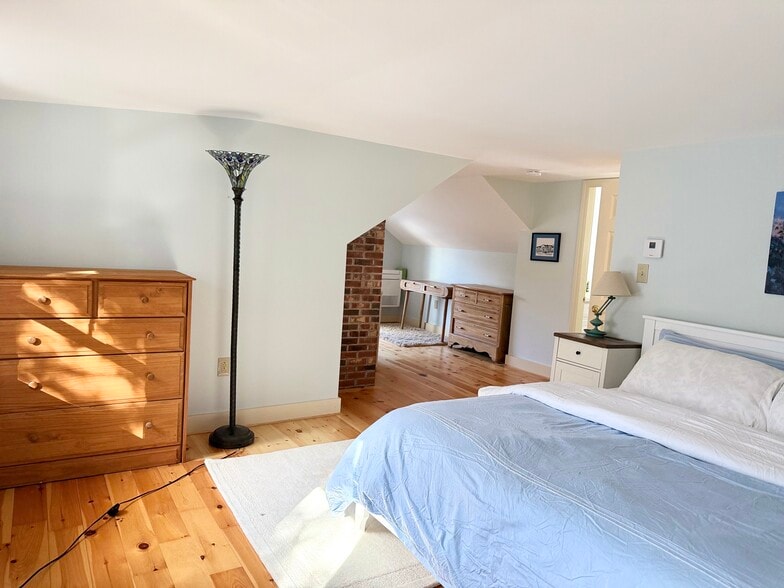 Building Photo - 5 Franklin St