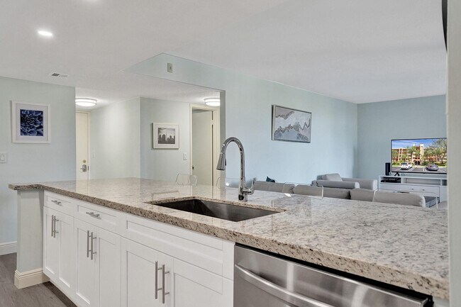 Building Photo - 955 Dotterel Rd