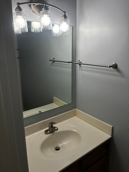 Building Photo - 12647 Gunnison Dr