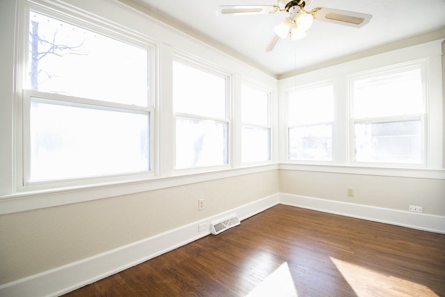 Building Photo - 4015 Eastway St