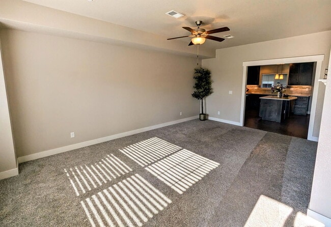 Building Photo - 4903 Northern Lights Dr