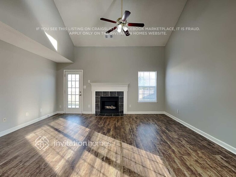 Building Photo - 4840 Aldersbrook Dr