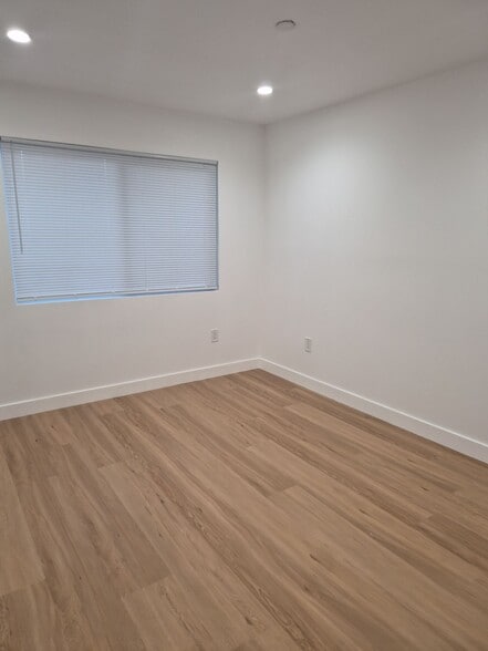 Building Photo - 13538 Remington St