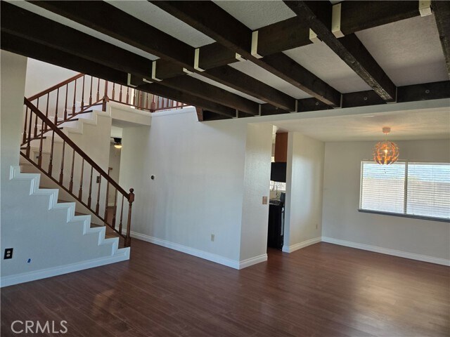 Building Photo - 6455 N Ventura Ave