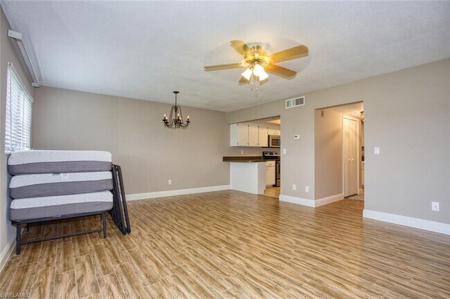 Building Photo - 5917 Littlestone Ct