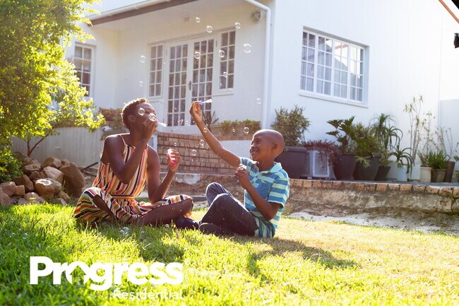 Building Photo - 7119 King Crk Dr