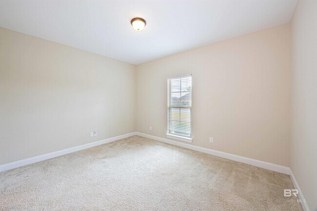 Building Photo - 27069 Gramercy Ln