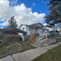 Building Photo - 1000 California Ave