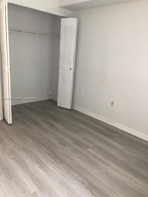 Building Photo - 9300 Fontainebleau Blvd