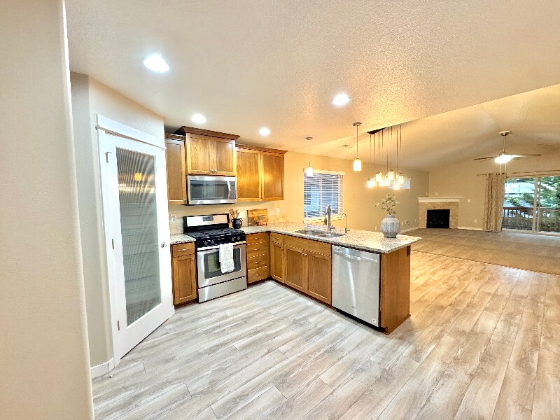 Building Photo - 5021 NE 29th Ave