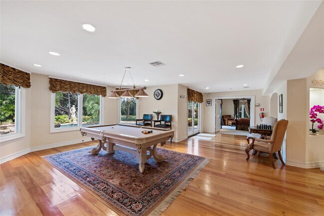 Building Photo - 1600 S Ocean Dr