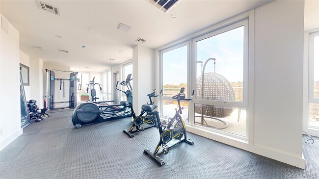 Building Photo - 138-28 Queens Blvd