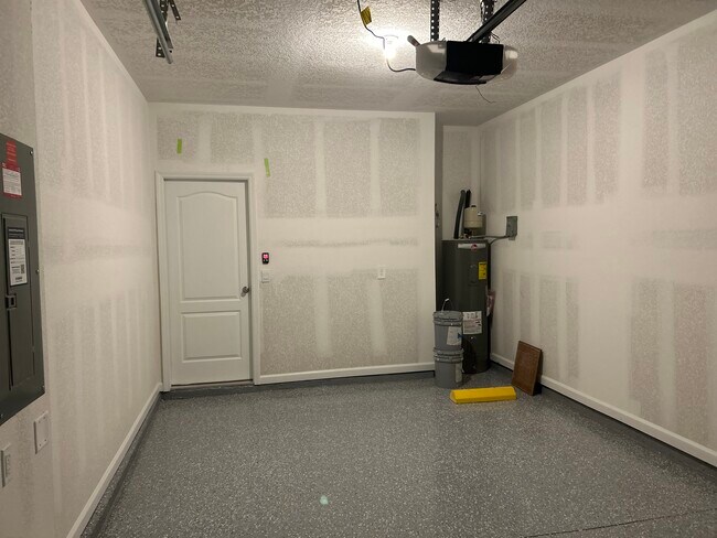 Building Photo - 28 Blue Hvn Rd