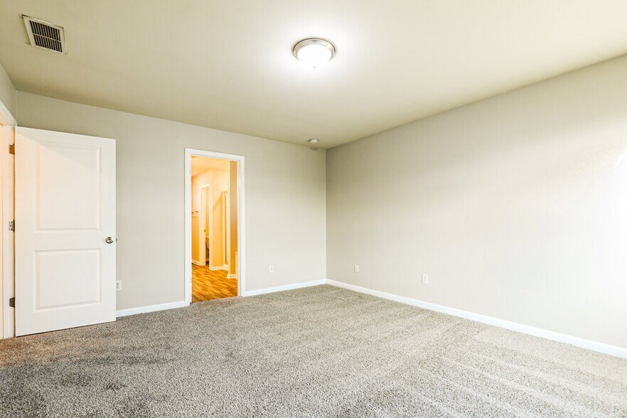Building Photo - 372 Hamilton Pointe Dr