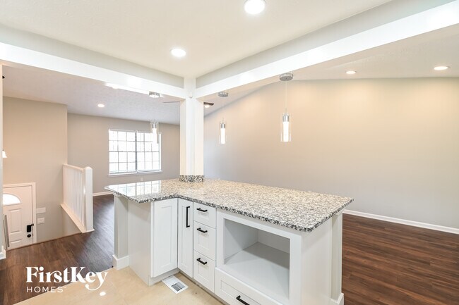 Building Photo - 1206 Woodington Cir