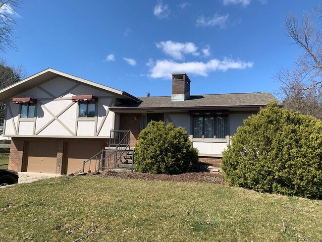 Primary Photo - Looking for country living? Check out this...