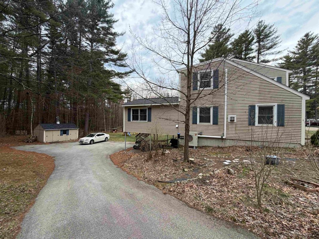 Building Photo - 27 Flint Pond Dr