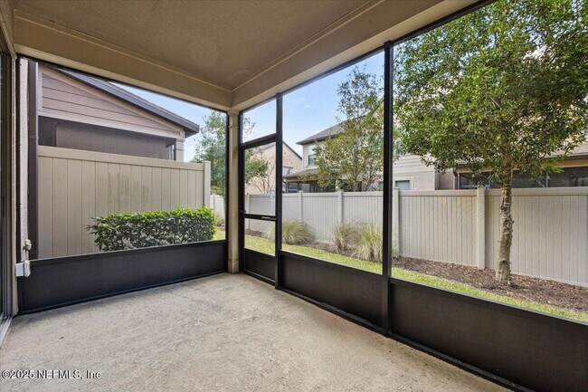 Building Photo - 7023 Buroak Ct