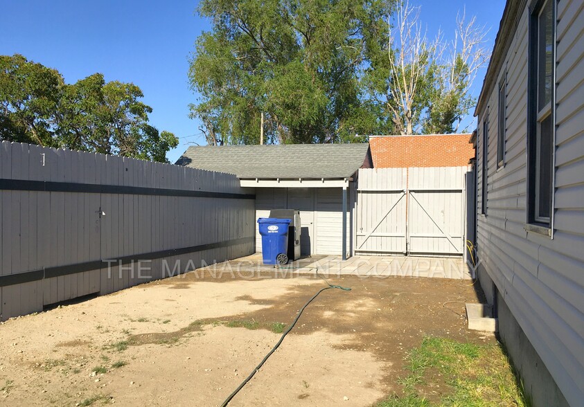 Building Photo - 576 Addison Ave W