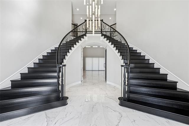 Building Photo - 916 Savannah Trl