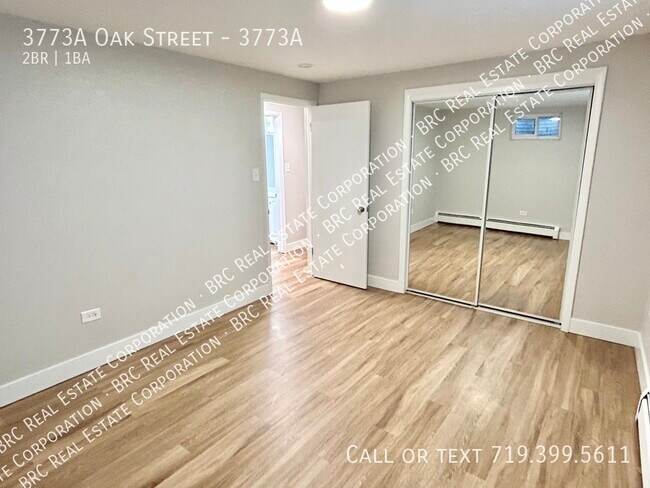 Building Photo - 3773A Oak Street-3773A