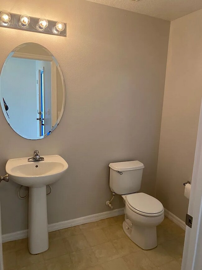 Building Photo - 3035 Indus Dr